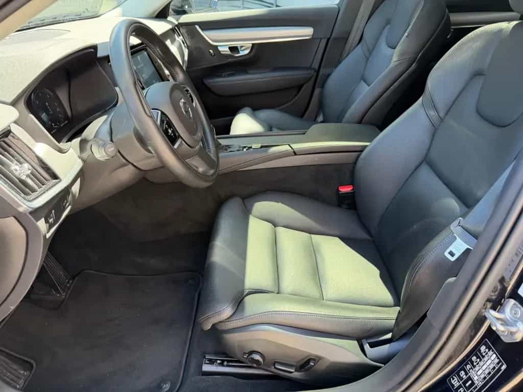 Volvo V90 Kombi Momentum/KAMERA/LEDER/AUTOMATIK/PANO/ 11/2018-photo-10
