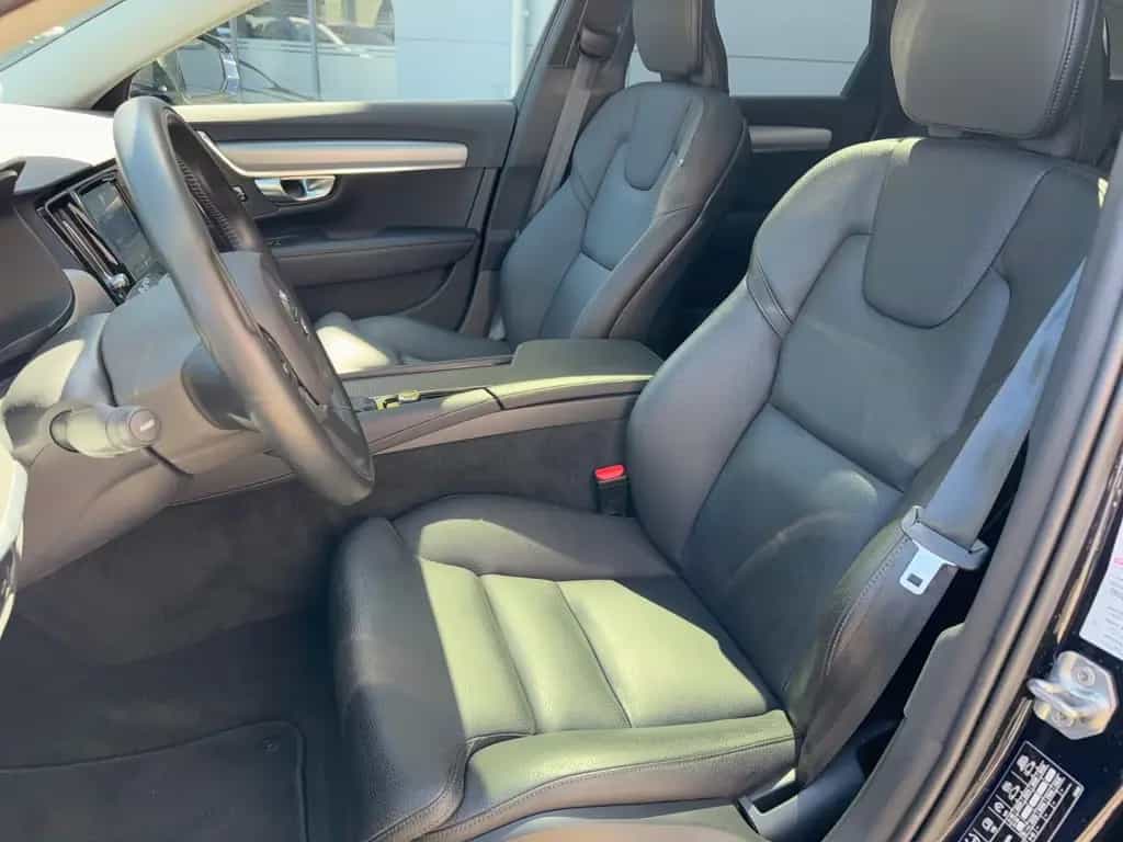 Volvo V90 Kombi Momentum/KAMERA/LEDER/AUTOMATIK/PANO/ 11/2018-photo-11
