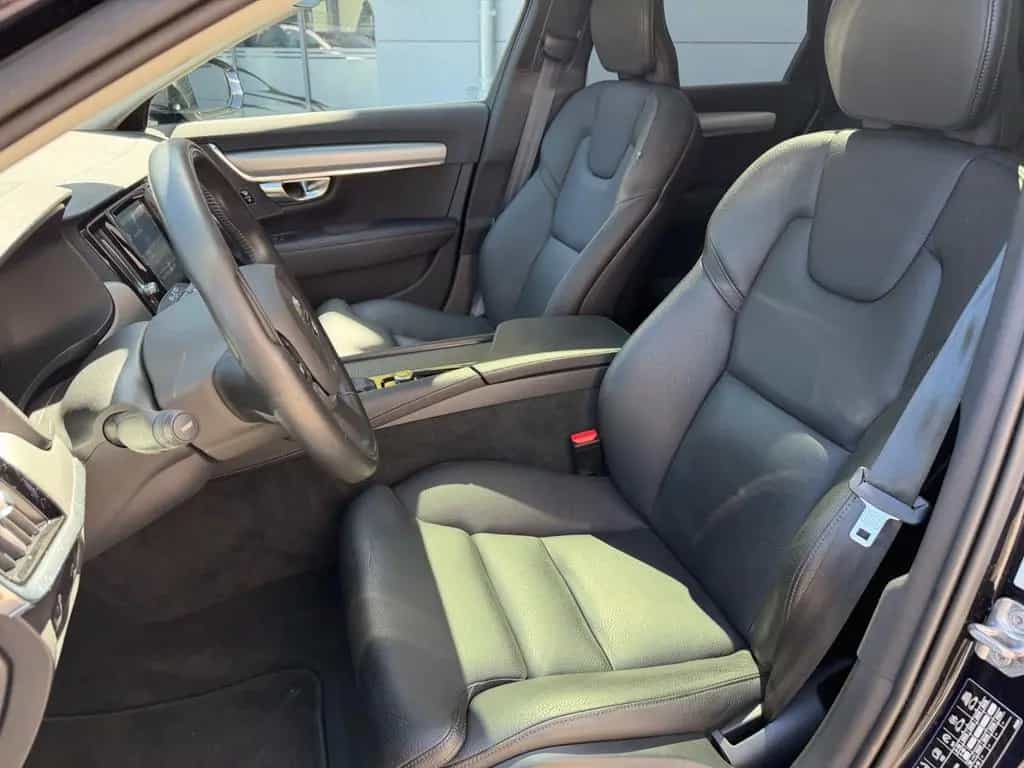 Volvo V90 Kombi Momentum/KAMERA/LEDER/AUTOMATIK/PANO/ 11/2018-photo-12