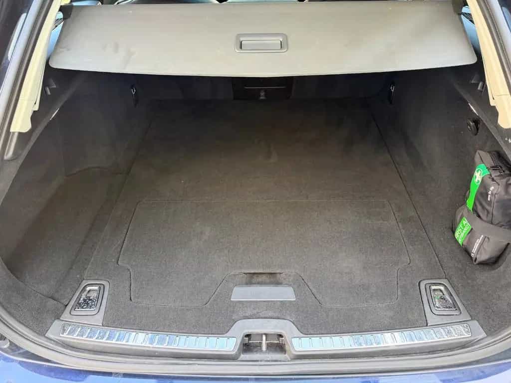 Volvo V90 Kombi Momentum/KAMERA/LEDER/AUTOMATIK/PANO/ 11/2018-photo-21