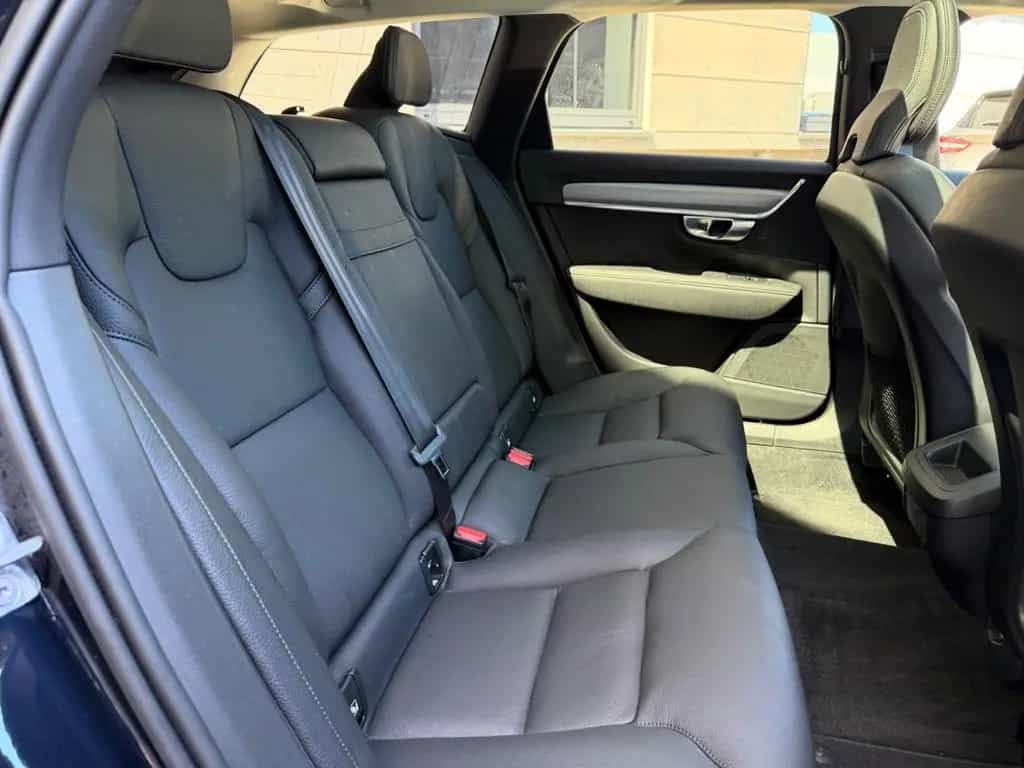 Volvo V90 Kombi Momentum/KAMERA/LEDER/AUTOMATIK/PANO/ 11/2018-photo-27