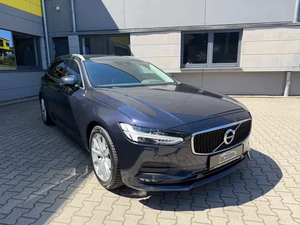 Volvo V90 Kombi Momentum/KAMERA/LEDER/AUTOMATIK/PANO/ 11/2018-photo-7