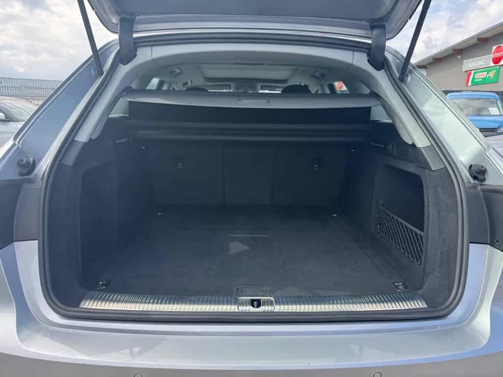 Audi A4 Avant 35 TDI Sport+Finanzierung+Garantie+ 08/2019-photo-27