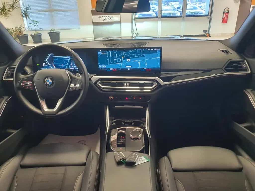 BMW 320 d Aut/Navi/Stop&Go/SportSitze/KeyLess 02/2023-photo-2