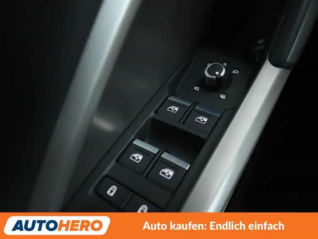 Audi Q3 Sportback 45 TFSI quattro S line Aut.*NAVI* 08/2021-photo-26