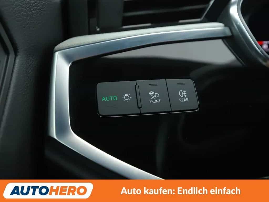 Audi Q3 Sportback 45 TFSI quattro S line Aut.*NAVI* 08/2021-photo-28