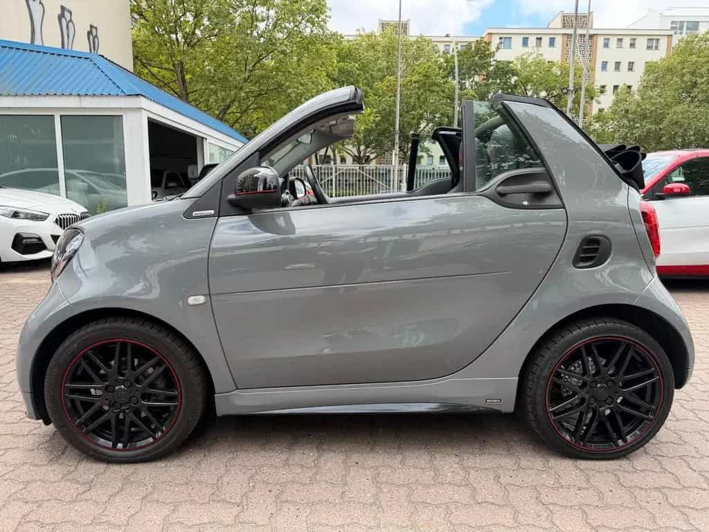 Smart ForTwo Cabrio*BRABUS FINEST EDITION 1*JBL*KAM* 09/2017-photo-1
