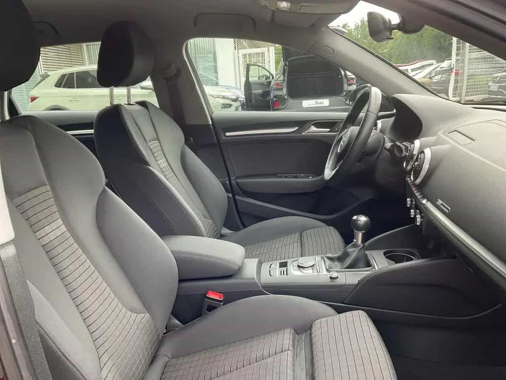 Audi A3 Sportback 30 1.0 TFSI sport PDC Soundsystem S 04/2019-photo-10