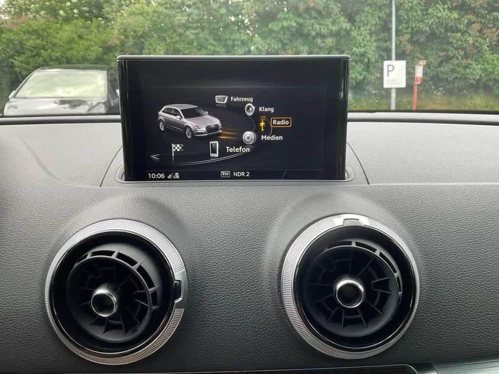 Audi A3 Sportback 30 1.0 TFSI sport PDC Soundsystem S 04/2019-photo-19