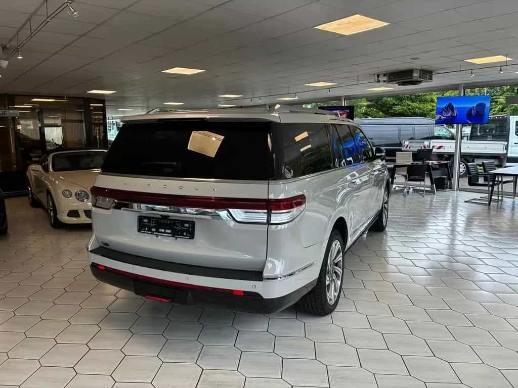 Lincoln Navigator L  Biturbo  Luxury -AWD- 7 Sitze 06/2022-photo-9