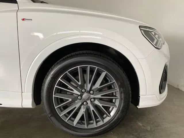 Audi Q3 S line 45 TFSI S tronic quattro PANO+NAVI+KAM 09/2019-photo-3