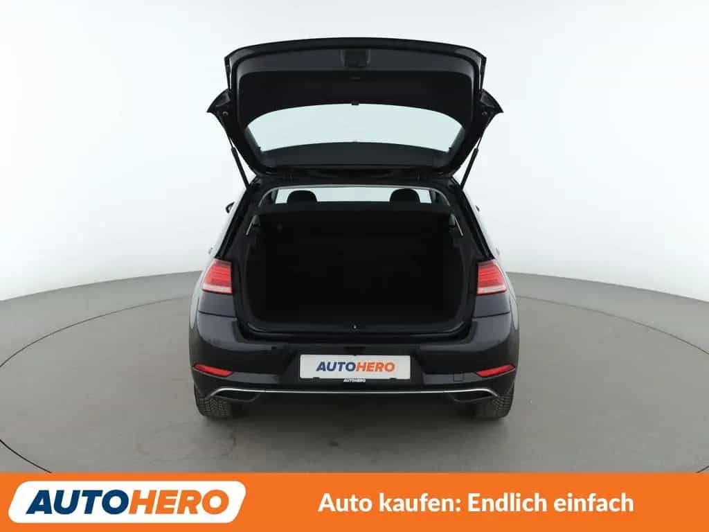 Volkswagen Golf VII 1.0 TSI Comfortline BMT *PDC*SHZ*KLIMA* 09/2017-photo-16