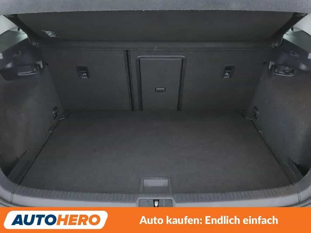 Volkswagen Golf VII 1.0 TSI Comfortline BMT *PDC*SHZ*KLIMA* 09/2017-photo-17