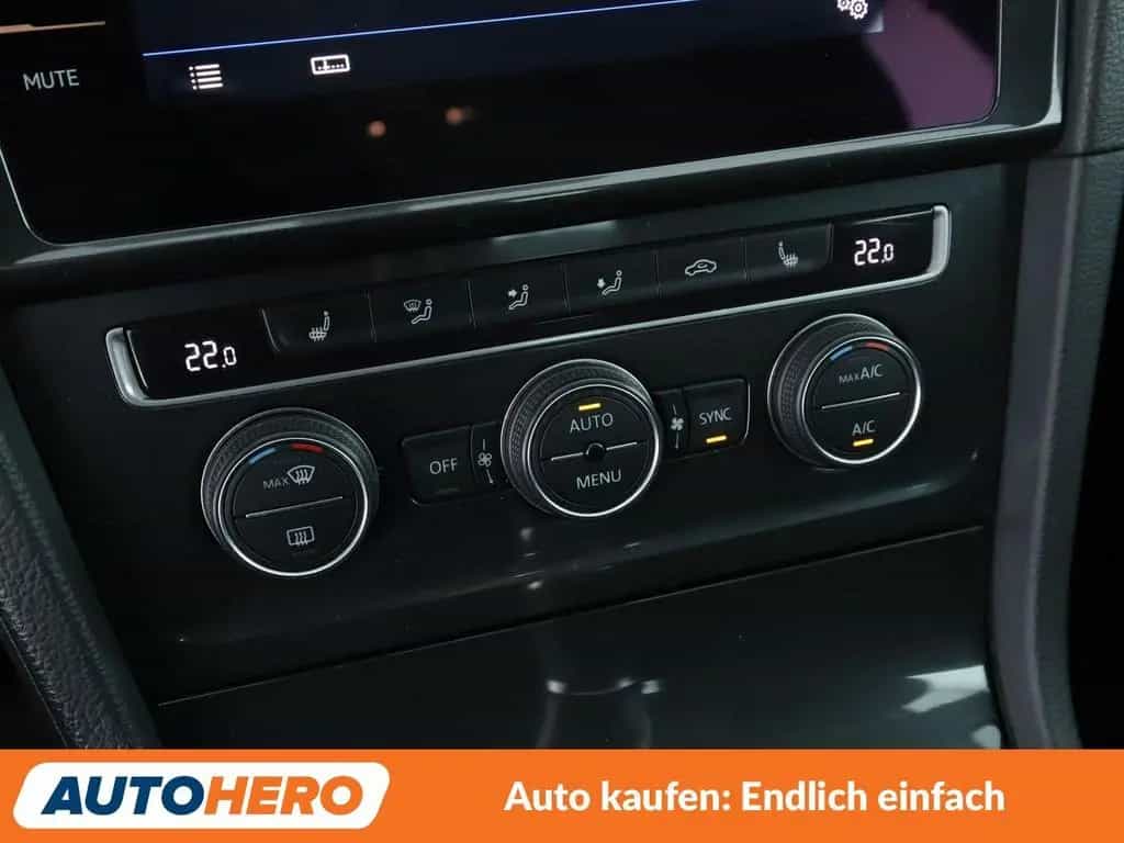 Volkswagen Golf VII 1.0 TSI Comfortline BMT *PDC*SHZ*KLIMA* 09/2017-photo-21