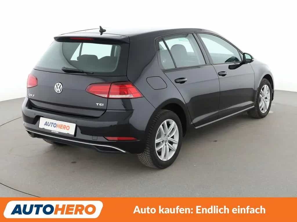 Volkswagen Golf VII 1.0 TSI Comfortline BMT *PDC*SHZ*KLIMA* 09/2017-photo-5
