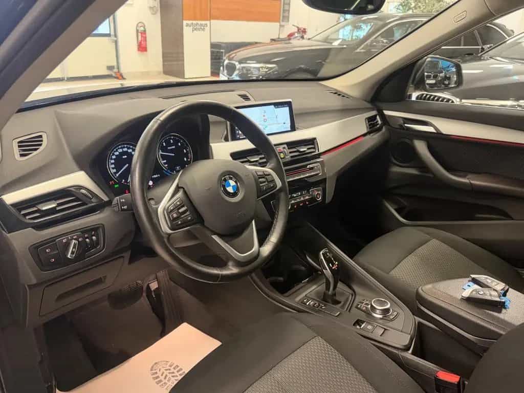 BMW X1 sDrive Aut/Driv&Stau&ParkAss/Stop&Go/Pan/Memo 08/2021-photo-14