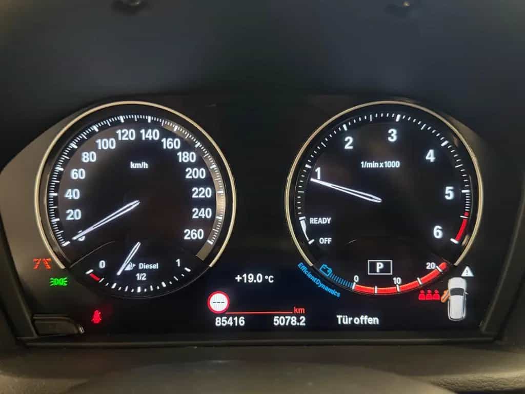 BMW X1 sDrive Aut/Driv&Stau&ParkAss/Stop&Go/Pan/Memo 08/2021-photo-17
