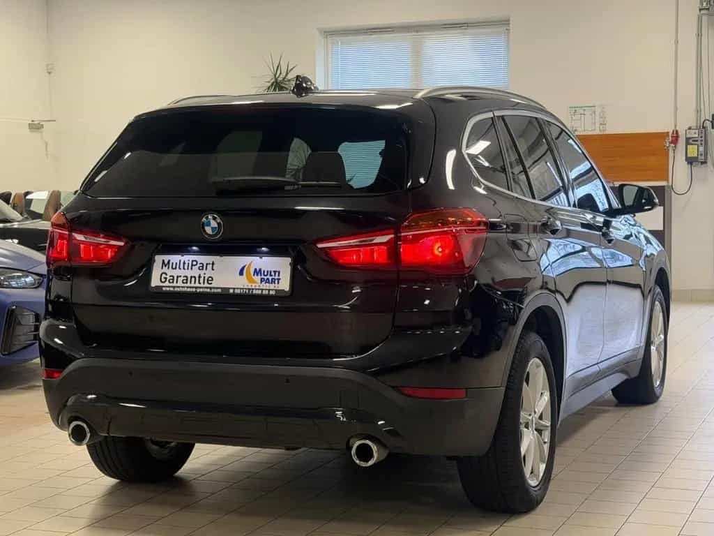 BMW X1 sDrive Aut/Driv&Stau&ParkAss/Stop&Go/Pan/Memo 08/2021-photo-30