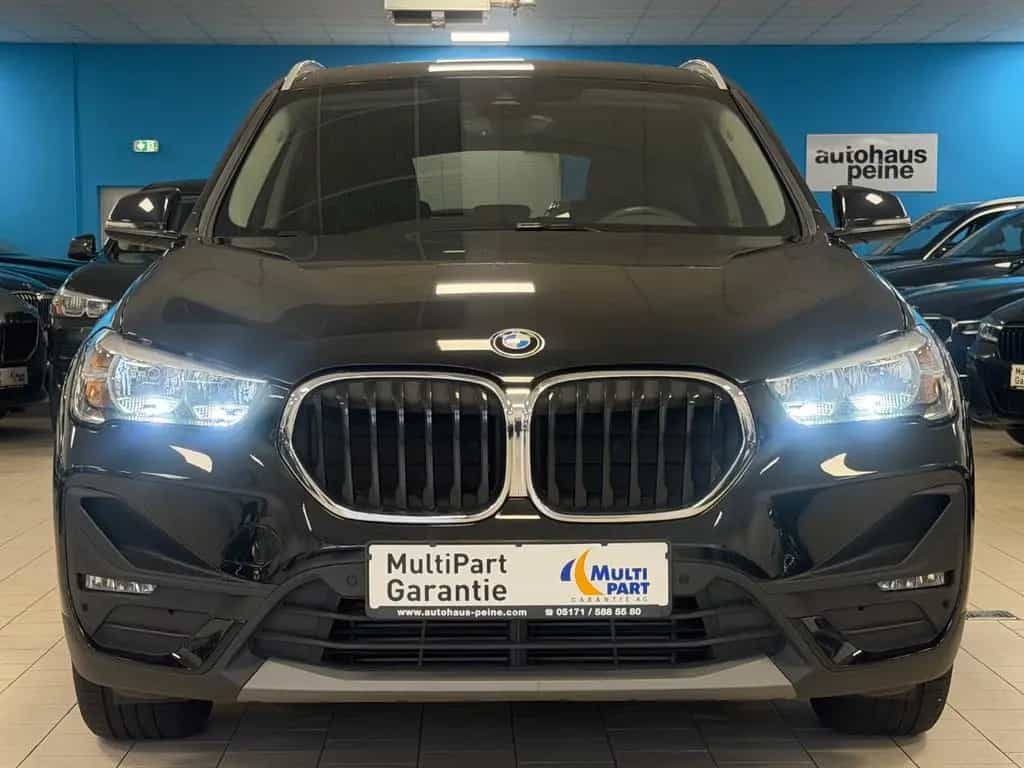 BMW X1 sDrive Aut/Driv&Stau&ParkAss/Stop&Go/Pan/Memo 08/2021-photo-4