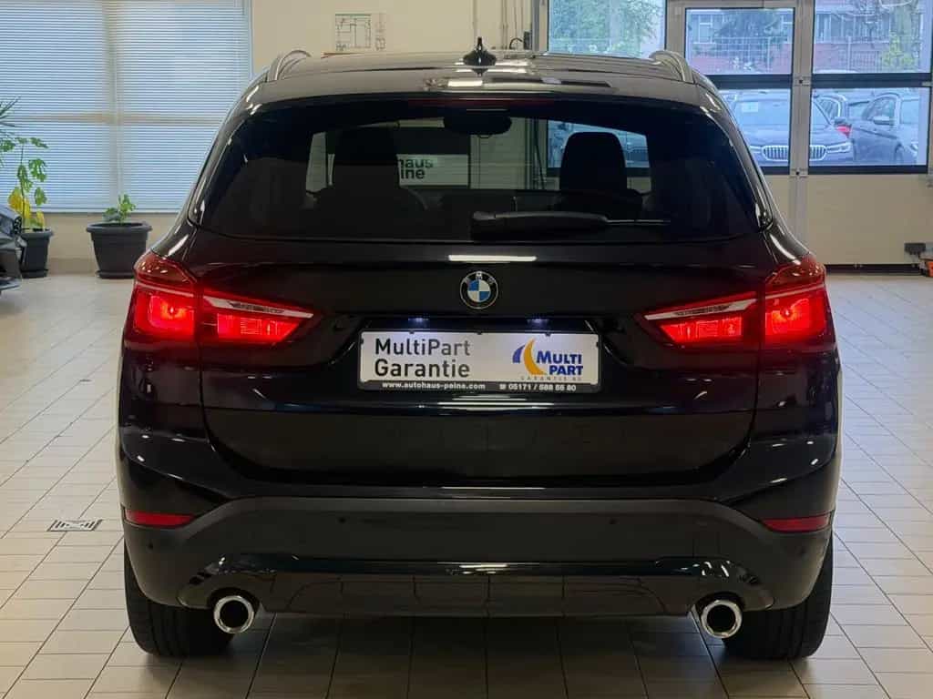 BMW X1 sDrive Aut/Driv&Stau&ParkAss/Stop&Go/Pan/Memo 08/2021-photo-8
