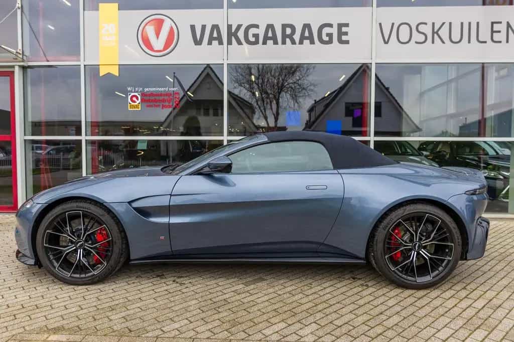 Aston Martin V8 Vantage 4.0 V8 Roadster - 09/2021-photo-1