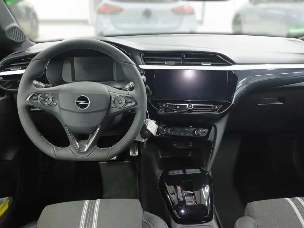 Opel Corsa F GS Automatik - ACC/Matrix LED/Kamera 03/2025-photo-7