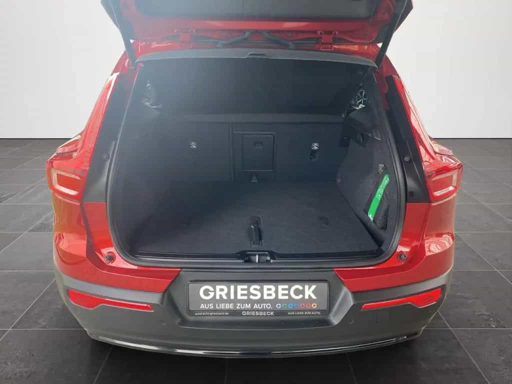 Volvo XC40 B3 Plus Dark AHK*LED*Navi*SHZ*Winterp.*Kam. 05/2023-photo-13