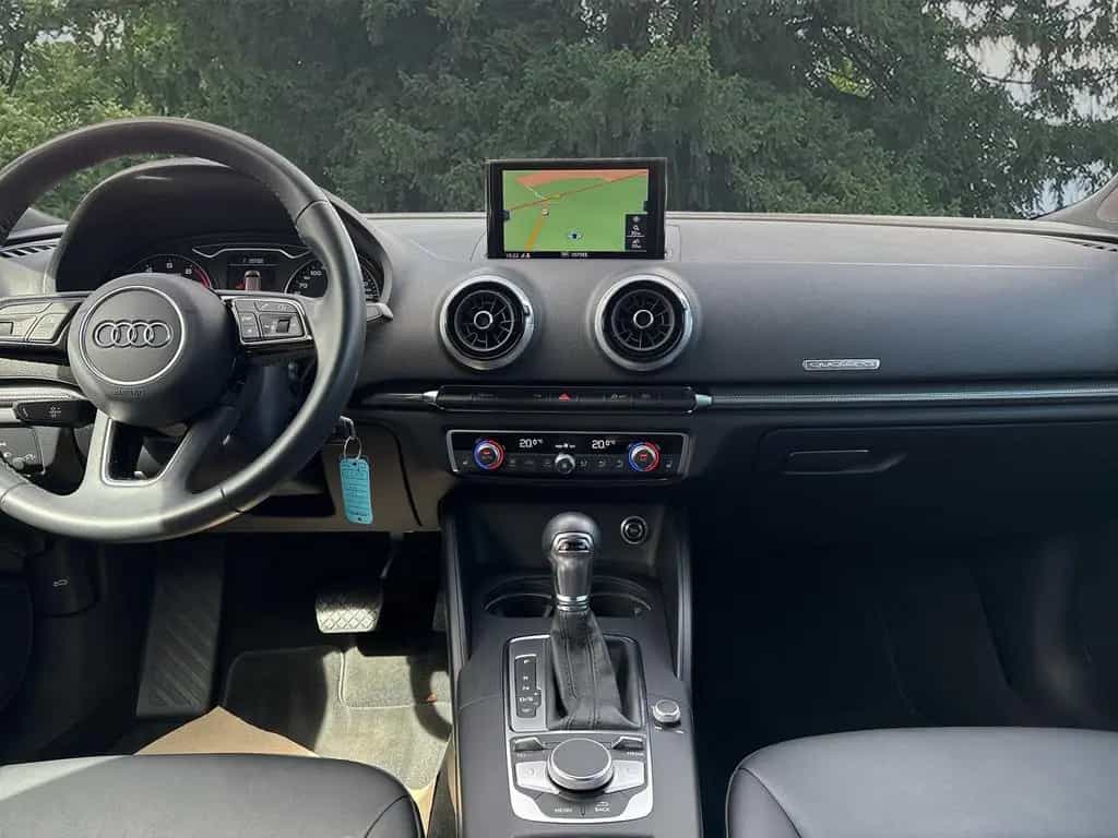 Audi A3 Sportback 40 TFSI quattro design 10/2019-photo-12