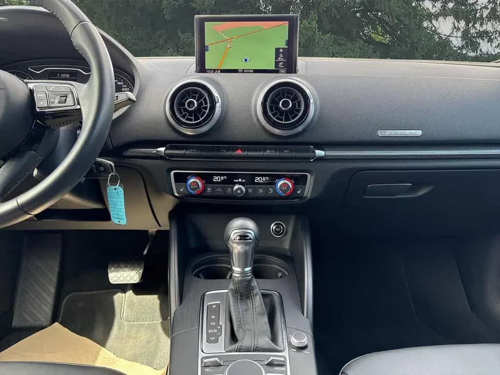 Audi A3 Sportback 40 TFSI quattro design 10/2019-photo-15