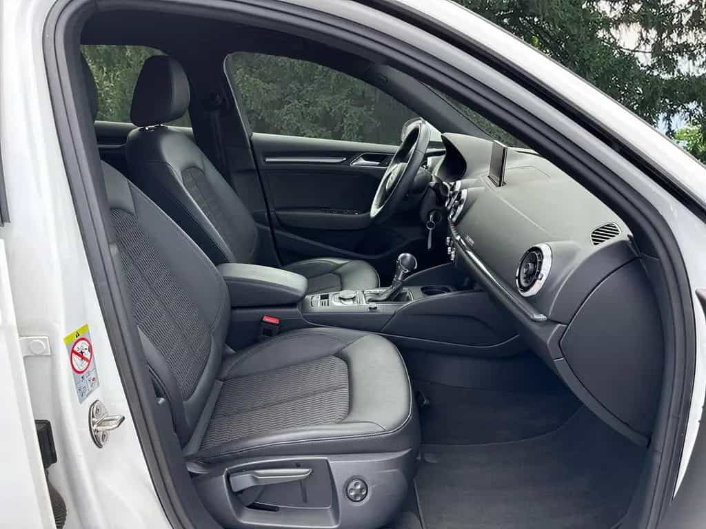 Audi A3 Sportback 40 TFSI quattro design 10/2019-photo-16