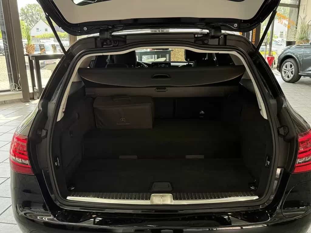Mercedes-Benz C 300 T e Avantgarde, Multibeam-LED, Leder, 9G 10/2020-photo-11