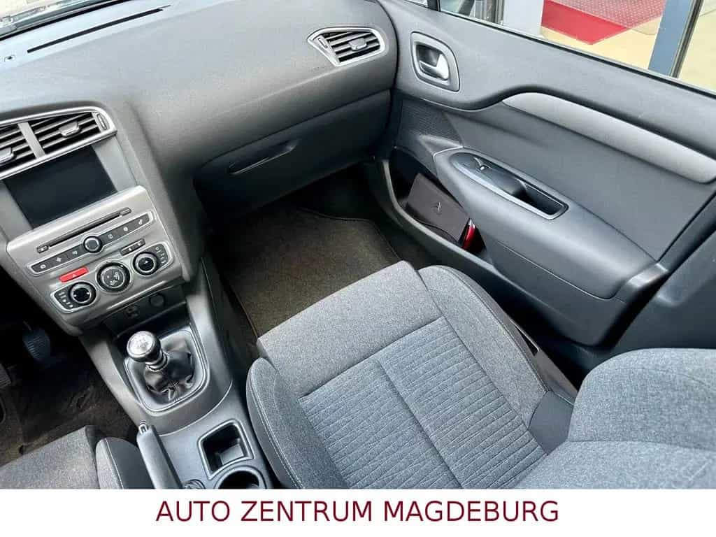 Citroën C4 Lim. Selection*KLIMA*TEMPO*PDC* 07/2016-photo-12