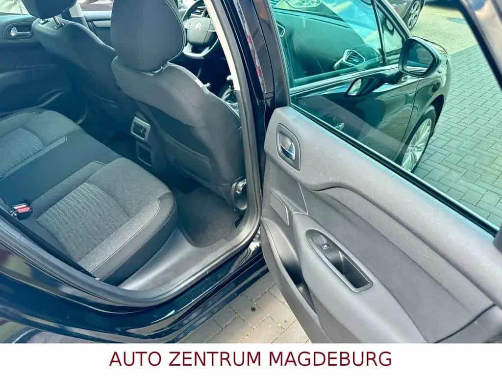 Citroën C4 Lim. Selection*KLIMA*TEMPO*PDC* 07/2016-photo-16