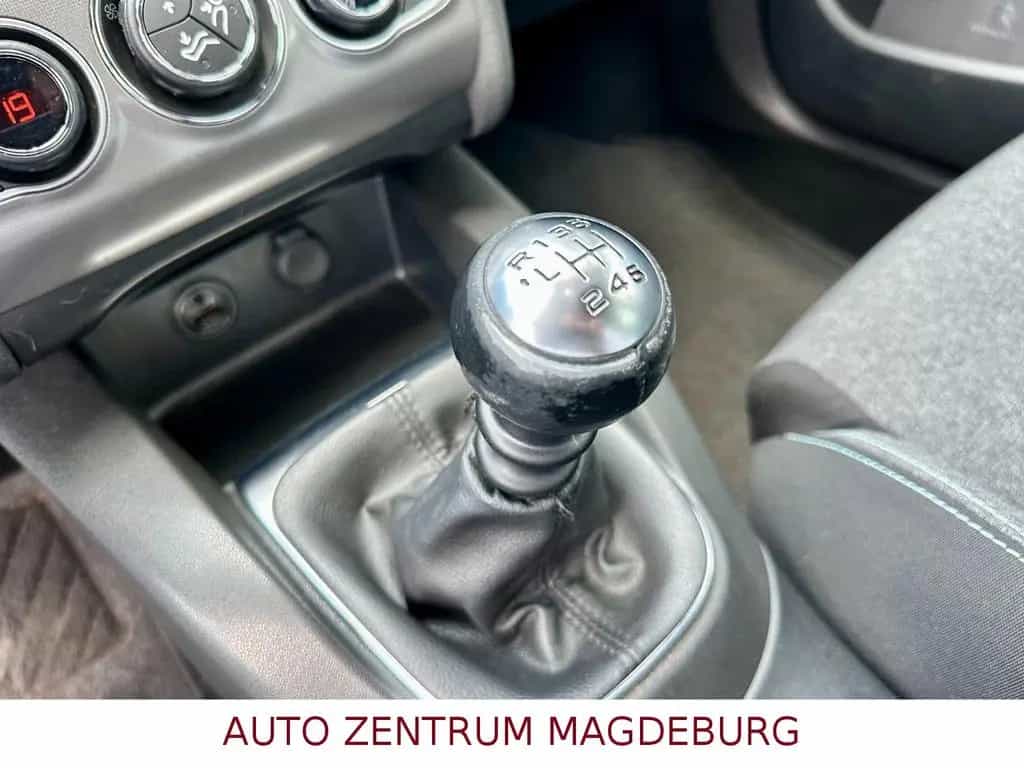 Citroën C4 Lim. Selection*KLIMA*TEMPO*PDC* 07/2016-photo-21