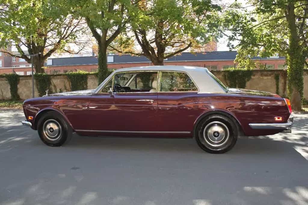 Rolls-Royce Corniche Saloon 01/1976-photo-1