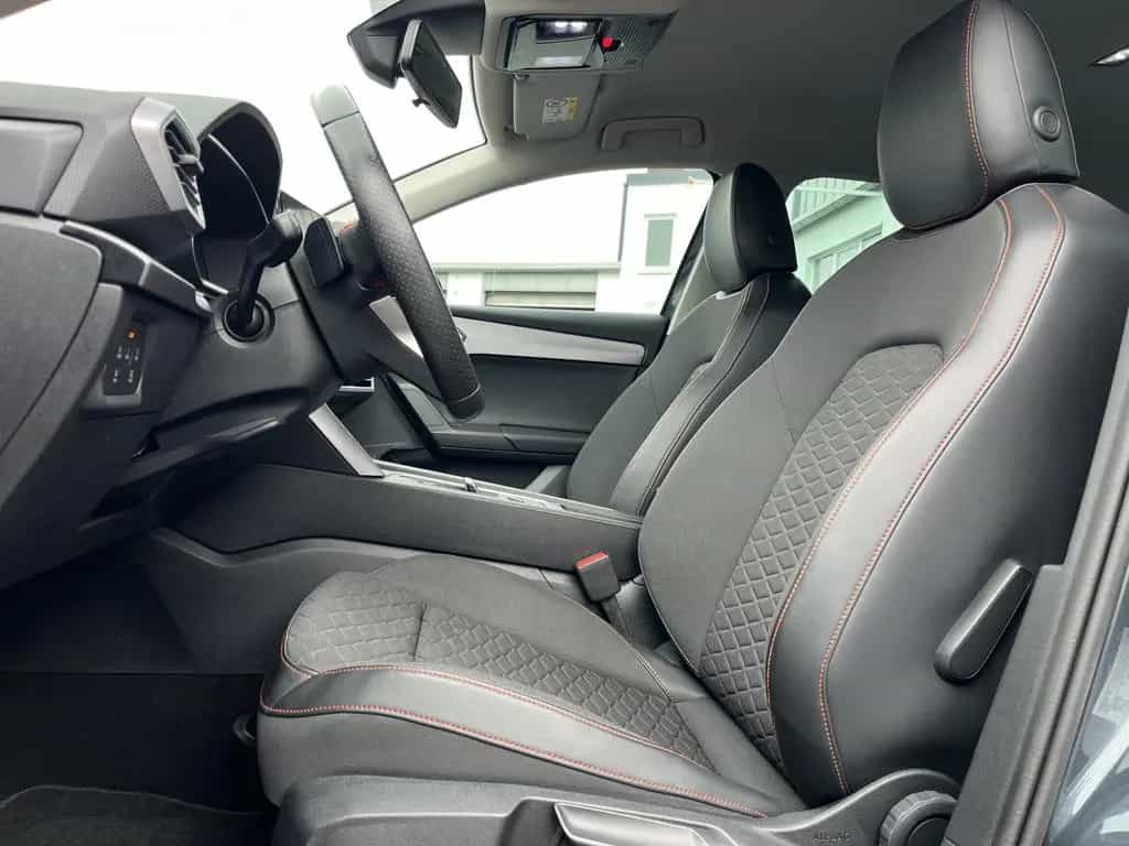 Seat Leon SP 1.5 TSI DSG FR Navi LED PDC SHZ LR-HZG D 01/2022-photo-11