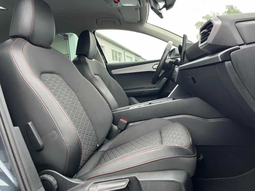 Seat Leon SP 1.5 TSI DSG FR Navi LED PDC SHZ LR-HZG D 01/2022-photo-13