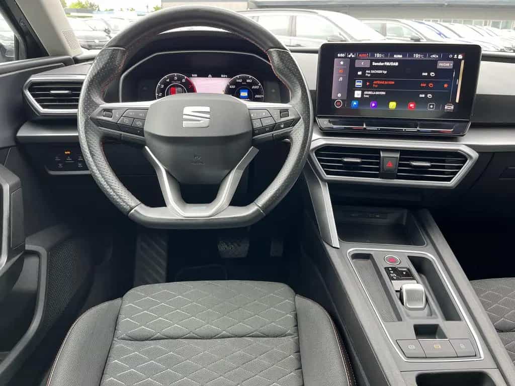 Seat Leon SP 1.5 TSI DSG FR Navi LED PDC SHZ LR-HZG D 01/2022-photo-14