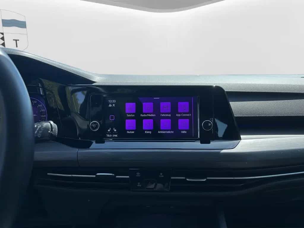 Volkswagen Golf VIII Lim. Style eTSI / 2.Hand / NAVI / LED 11/2020-photo-17