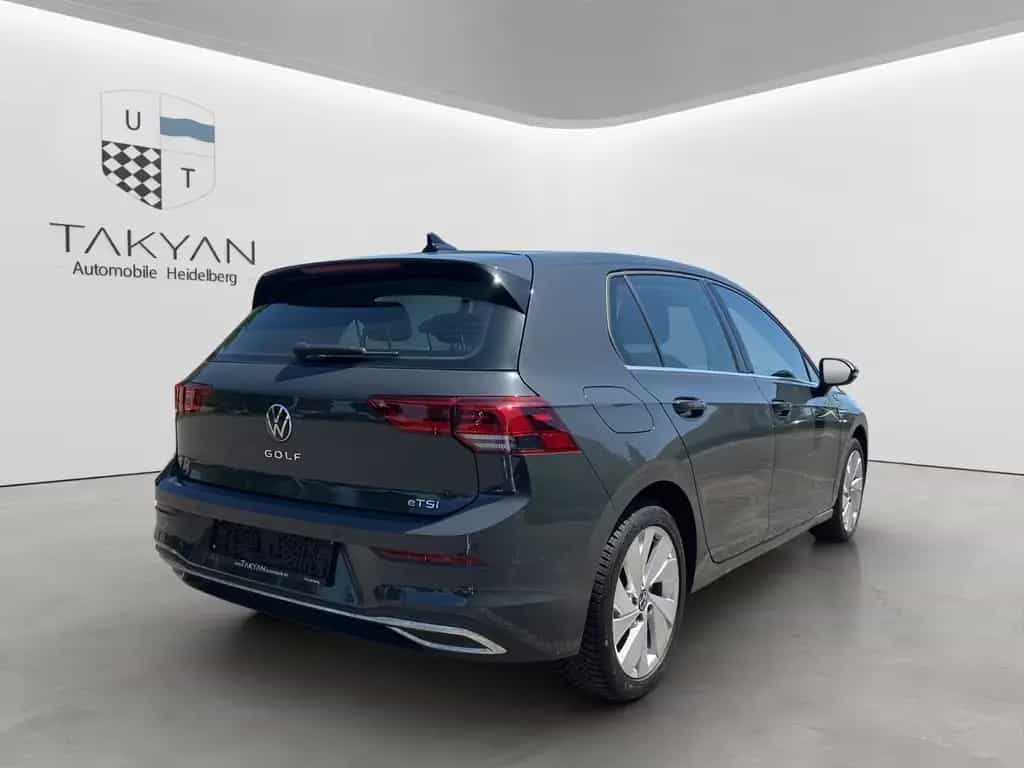 Volkswagen Golf VIII Lim. Style eTSI / 2.Hand / NAVI / LED 11/2020-photo-6