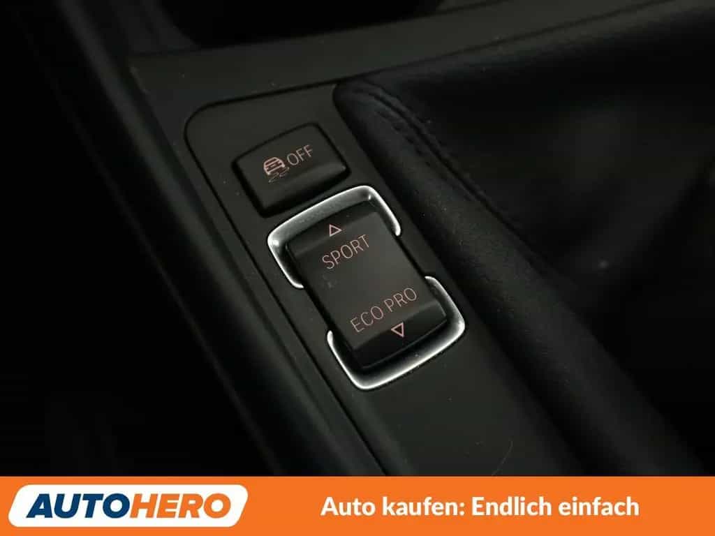 BMW 118 1er 118i Advantage *NAVI*TEMPO*PDC*SHZ* 12/2016-photo-29