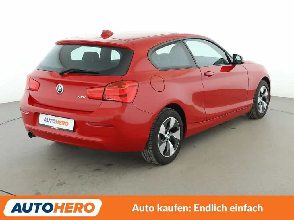 BMW 118 1er 118i Advantage *NAVI*TEMPO*PDC*SHZ* 12/2016-photo-5