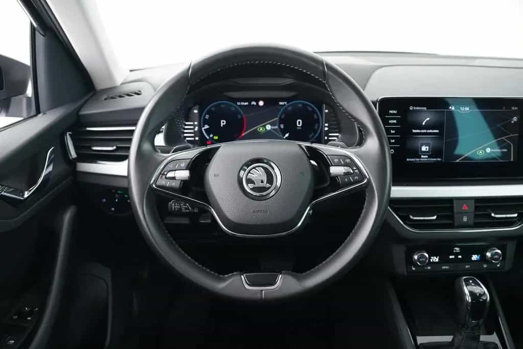 Skoda Kamiq TOUR 1.0TSI DSG RÜCKFAHRKAMERA+SITZHEIZUNG 04/2022-photo-11