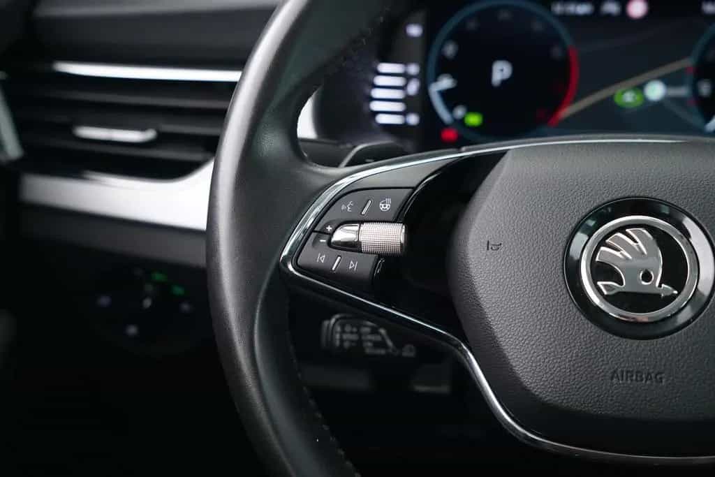 Skoda Kamiq TOUR 1.0TSI DSG RÜCKFAHRKAMERA+SITZHEIZUNG 04/2022-photo-12