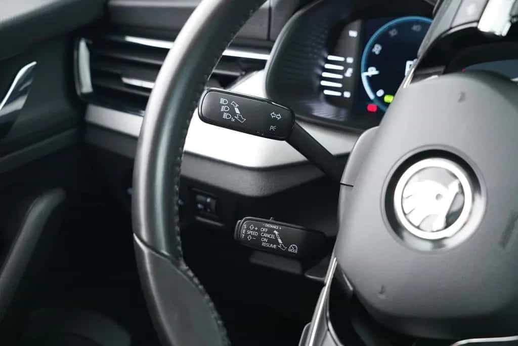 Skoda Kamiq TOUR 1.0TSI DSG RÜCKFAHRKAMERA+SITZHEIZUNG 04/2022-photo-14