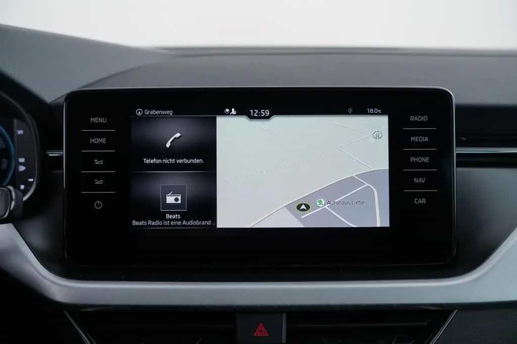 Skoda Kamiq TOUR 1.0TSI DSG RÜCKFAHRKAMERA+SITZHEIZUNG 04/2022-photo-17