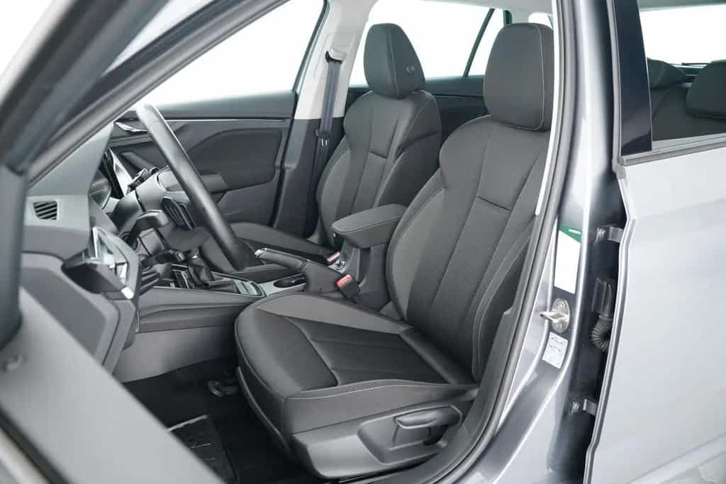 Skoda Kamiq TOUR 1.0TSI DSG RÜCKFAHRKAMERA+SITZHEIZUNG 04/2022-photo-8