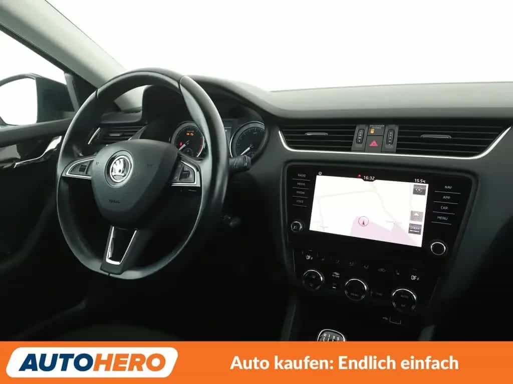 Skoda Octavia 1.4 TSI Style*NAVI*PDC*TEMPO*SHZ* 03/2018-photo-12