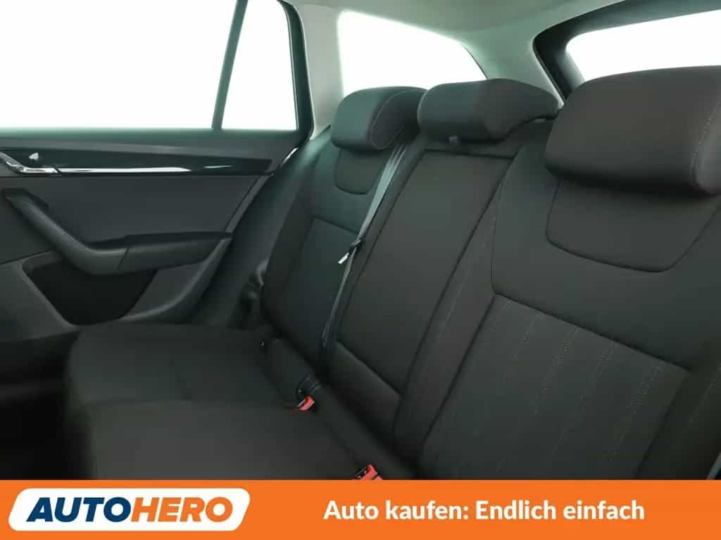 Skoda Octavia 1.4 TSI Style*NAVI*PDC*TEMPO*SHZ* 03/2018-photo-13