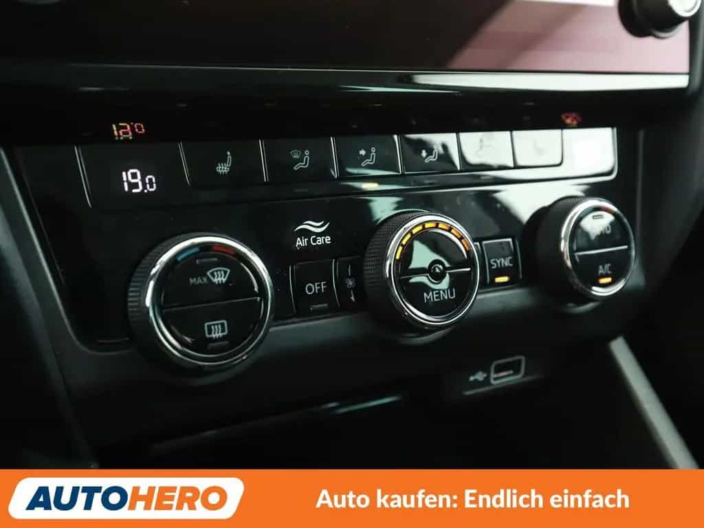 Skoda Octavia 1.4 TSI Style*NAVI*PDC*TEMPO*SHZ* 03/2018-photo-23